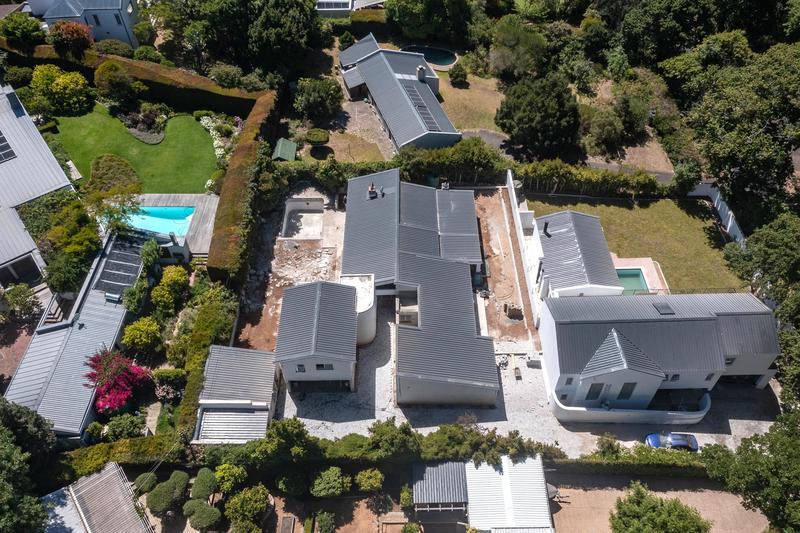 5 Bedroom Property for Sale in Constantia Western Cape